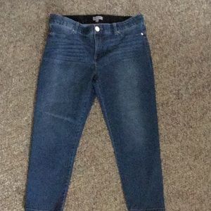 Woman’s Juicy Couture  jeans 14